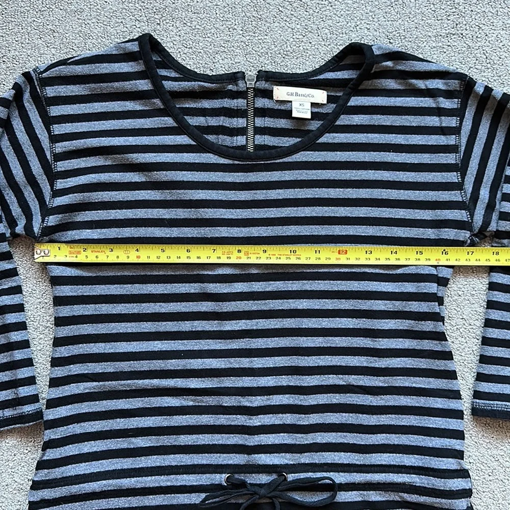 •G.H. BASS & CO.• Women’s 3/4 Sleeve Black and Grey Striped Dress - Picture 4 of 7